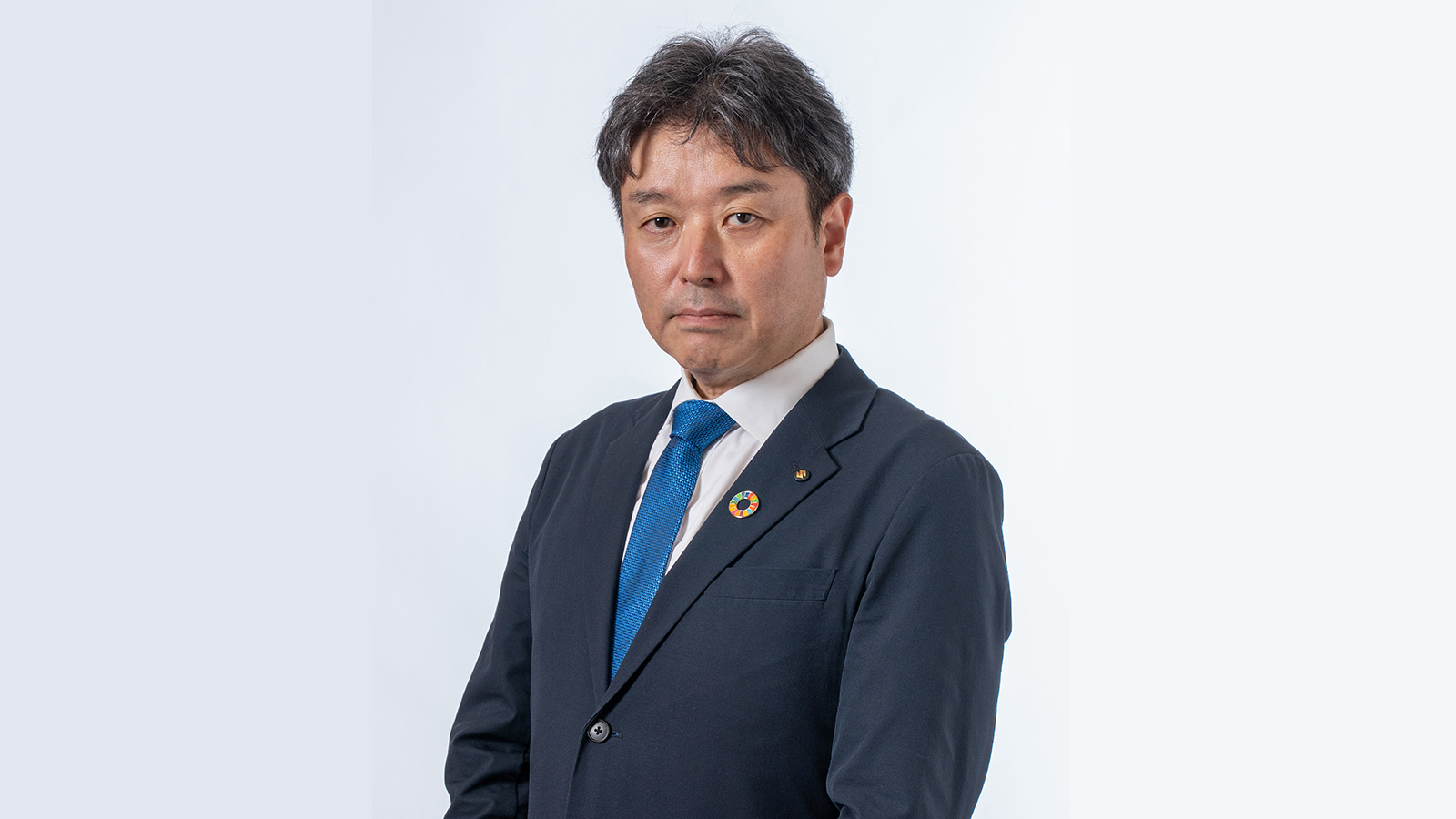 石井 直己 氏